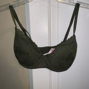 Nwot Victoria’s secret PINK date pushup bra 32D